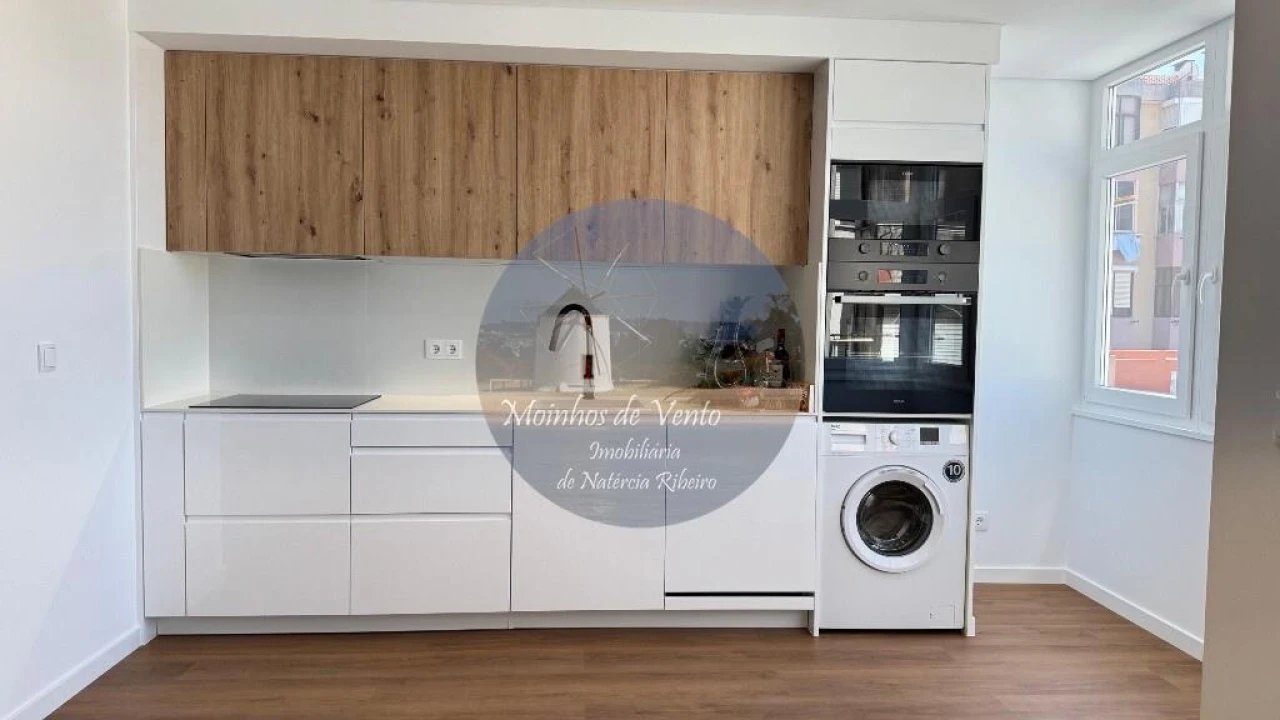 Apartamento T2 para Venda em Barreiro e Lavradio Foto 2