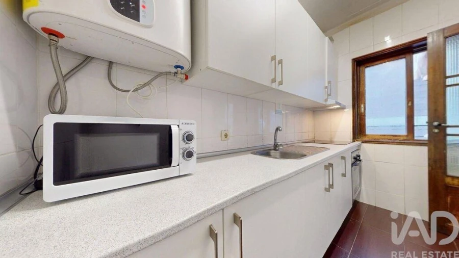 Apartamento T6 para Venda em Paranhos Foto 5