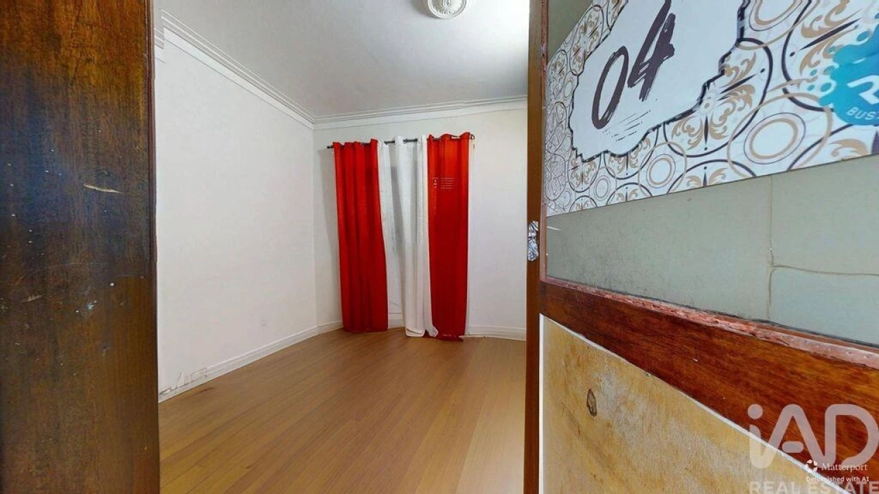 Apartamento T6 para Venda em Paranhos Foto 6