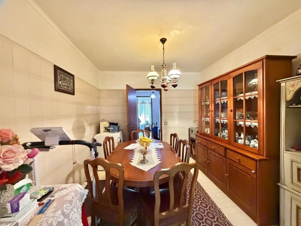Apartamento T2 para Venda em Santo Antonio dos Olivais Foto 8