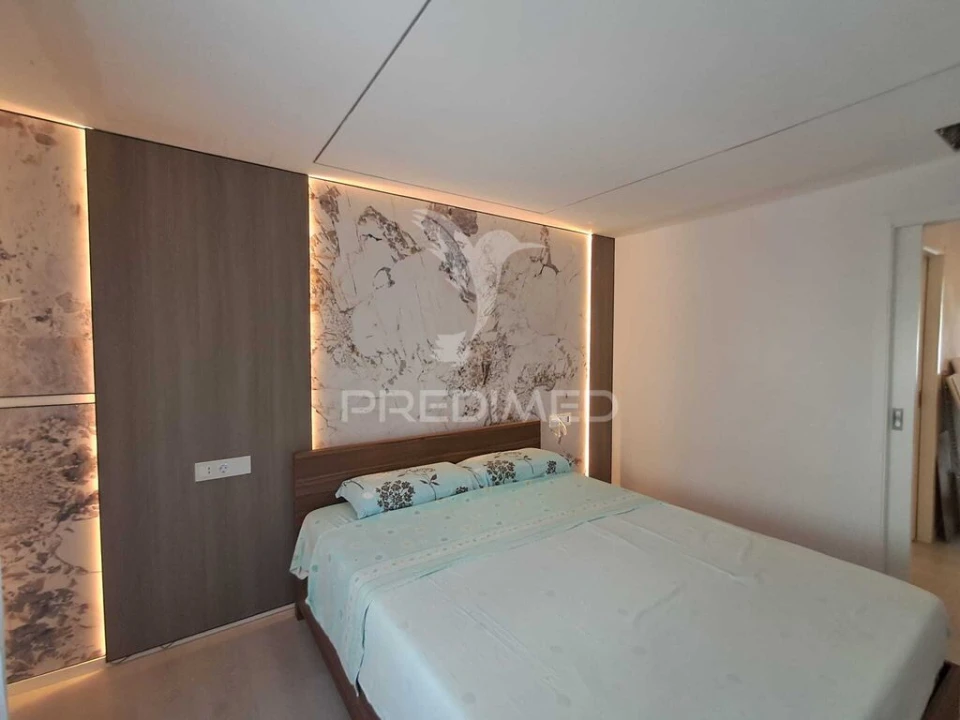 Apartamento T2 para Venda em Caparica e Trafaria Foto 11