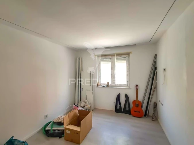 Apartamento T2 para Venda em Caparica e Trafaria Foto 5