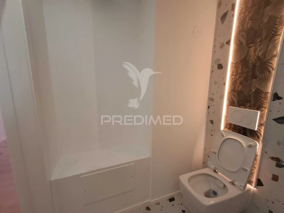 Apartamento T2 para Venda em Caparica e Trafaria Foto 16