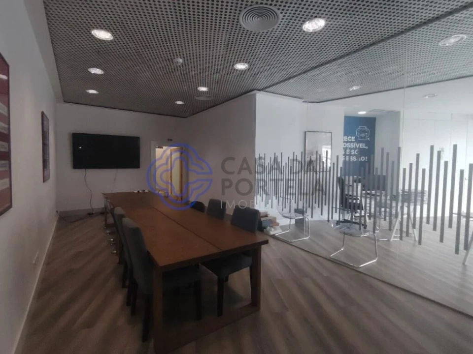 Loja para Arrendamento em Campanhã Foto 17