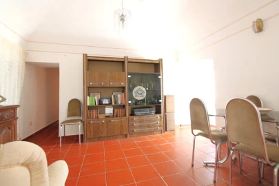 Quinta T3 para Venda em Terrugem e Vila Boim