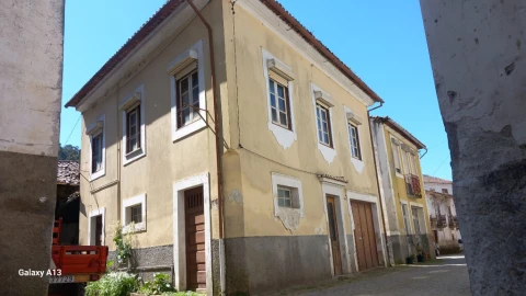 Moradia T2 para Venda em Celavisa