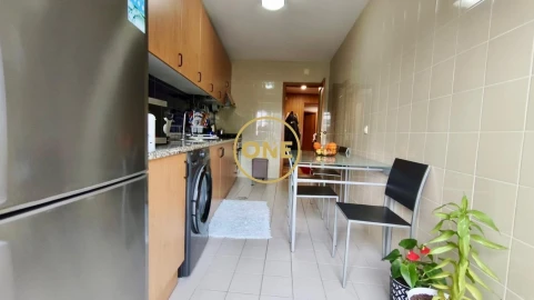 Apartamento T2 para Venda em Póvoa de Varzim, Beiriz e Argivai