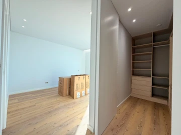 Apartamento T4 para Venda em Santo Antonio dos Olivais