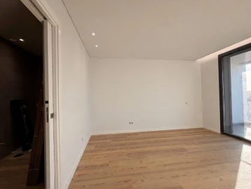 Apartamento T4 para Venda em Santo Antonio dos Olivais