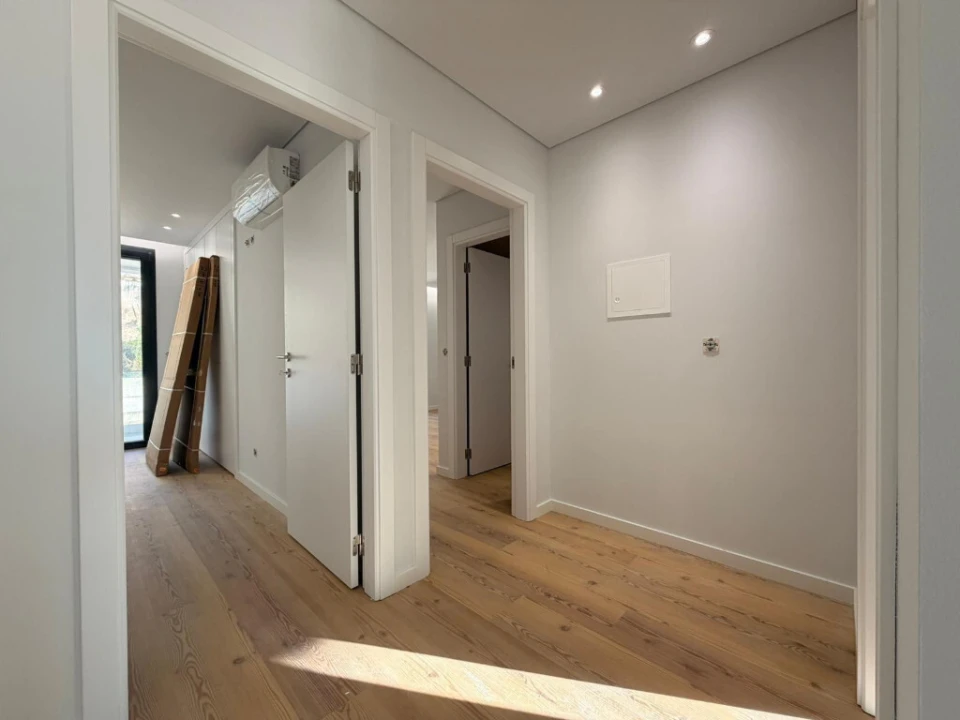 Apartamento T4 para Venda em Santo Antonio dos Olivais Foto 7