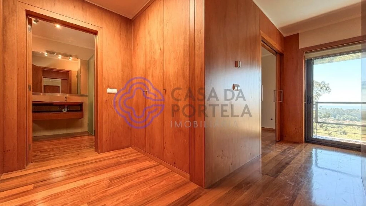 Moradia T5 para Venda em Mafamude e Vilar do Paraíso Foto 23