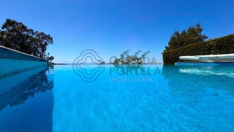 Moradia T5 para Venda em Mafamude e Vilar do Paraíso