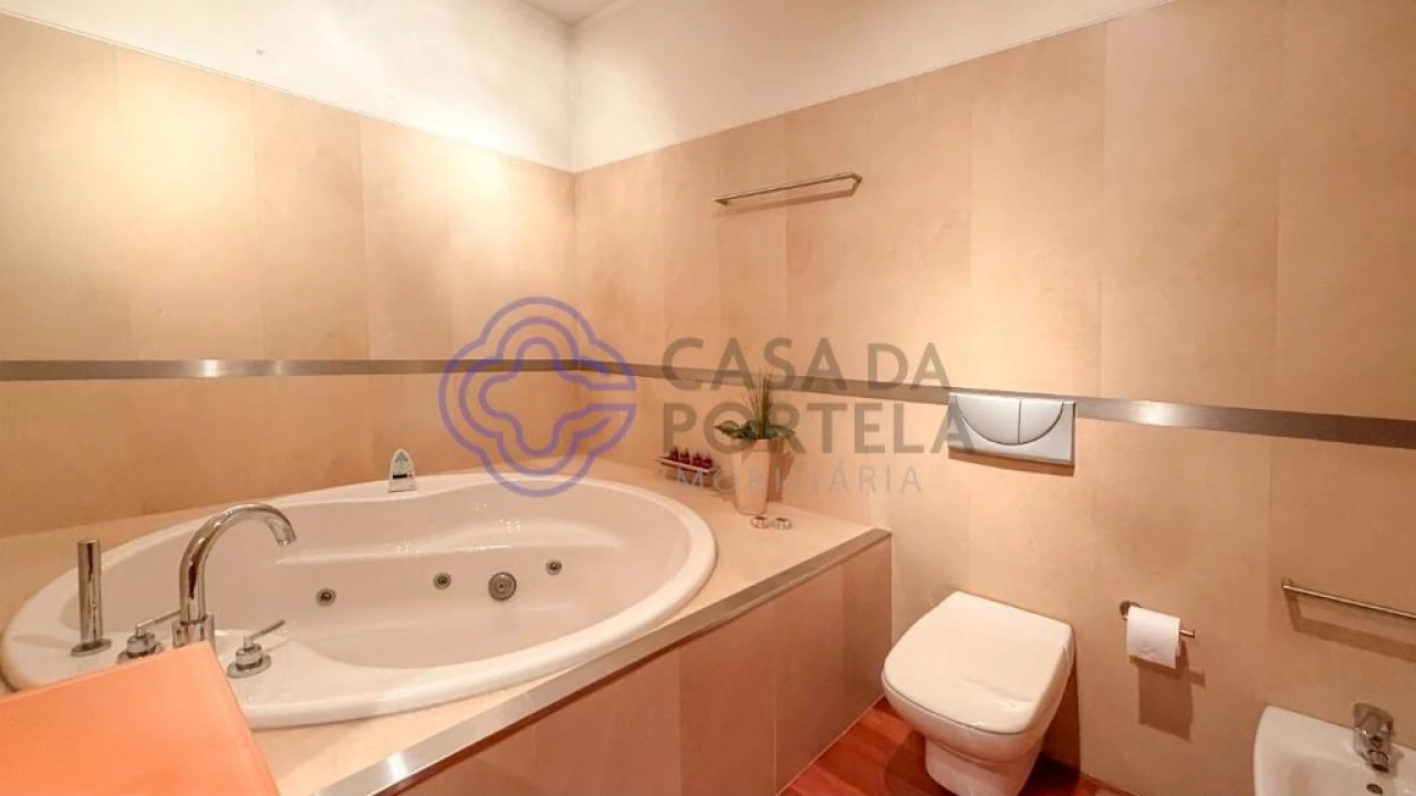 Moradia T5 para Venda em Mafamude e Vilar do Paraíso Foto 27