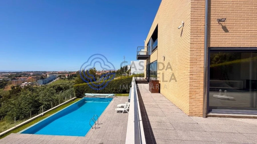 Moradia T5 para Venda em Mafamude e Vilar do Paraíso Foto 8