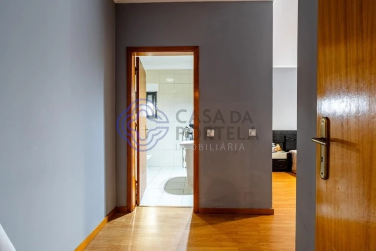 Apartamento T3 para Venda em Valongo Foto 25