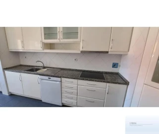 Apartamento T2 para Venda em Mafamude e Vilar do Paraíso