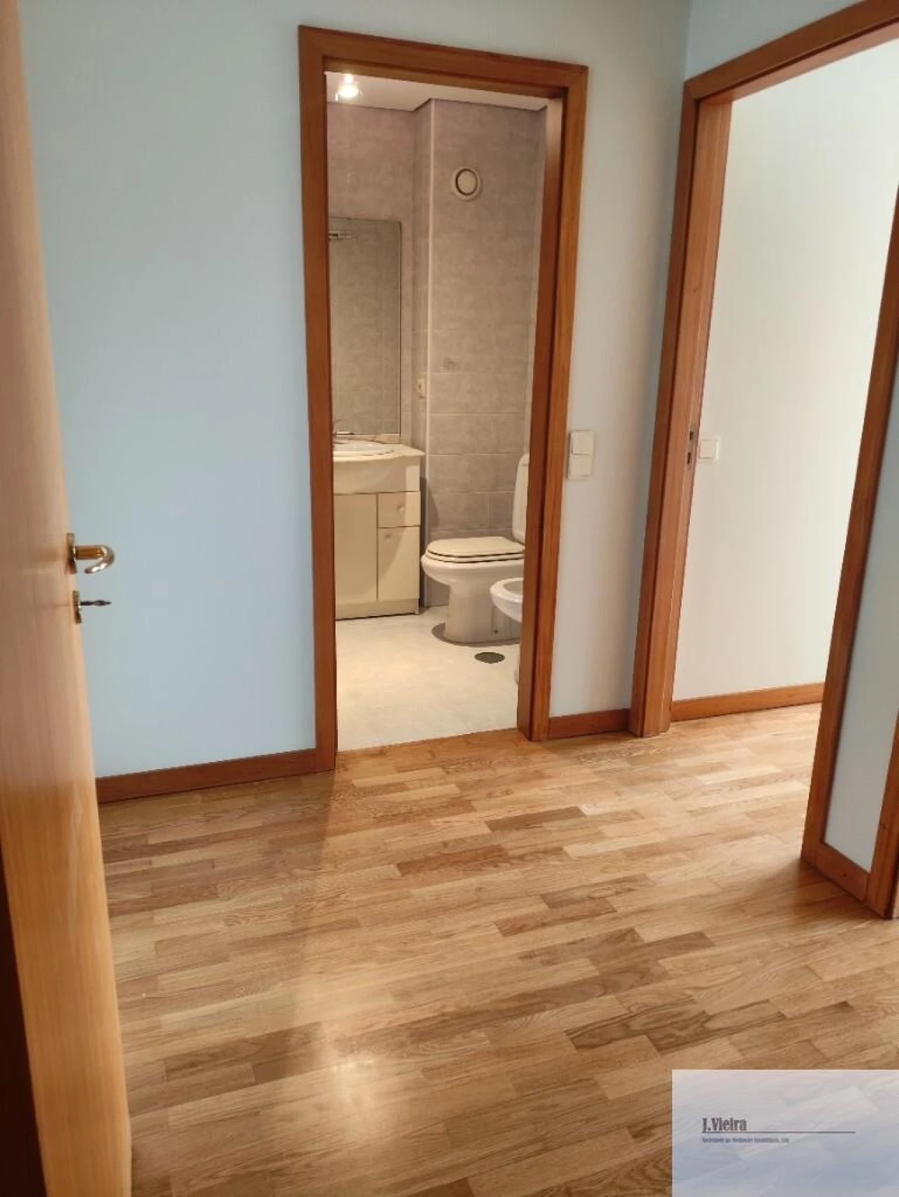 Apartamento T2 para Venda em Mafamude e Vilar do Paraíso Foto 8