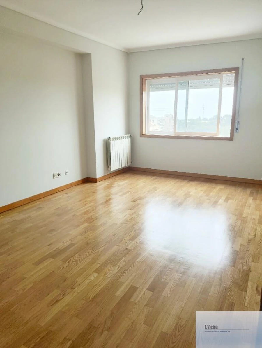 Apartamento T2 para Venda em Mafamude e Vilar do Paraíso Foto 6