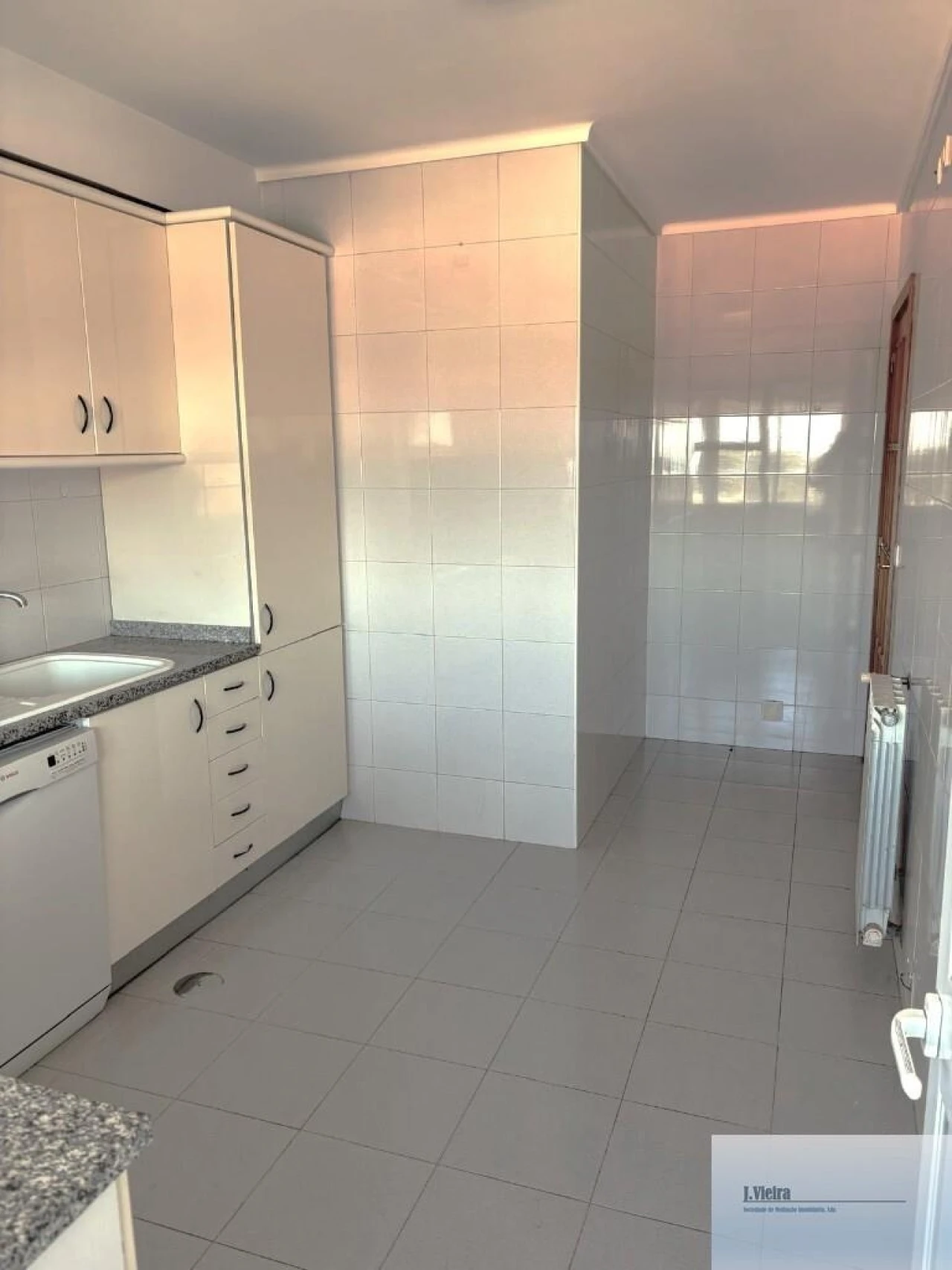 Apartamento T2 para Venda em Mafamude e Vilar do Paraíso Foto 4