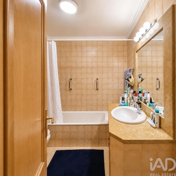 Apartamento T2 para Venda em Cascais e Estoril Foto 9