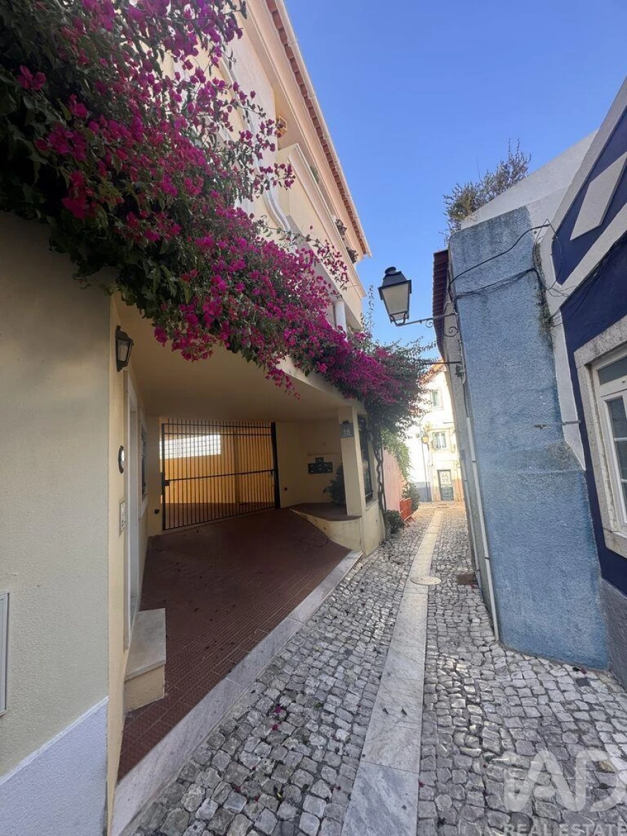 Apartamento T2 para Venda em Cascais e Estoril Foto 3