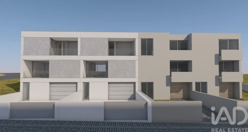 Moradia T3 para Venda em Lagares e Figueira