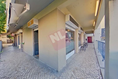 Loja para Trespasse em Lumiar
