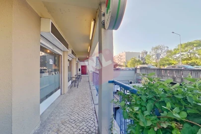 Loja para Trespasse em Lumiar