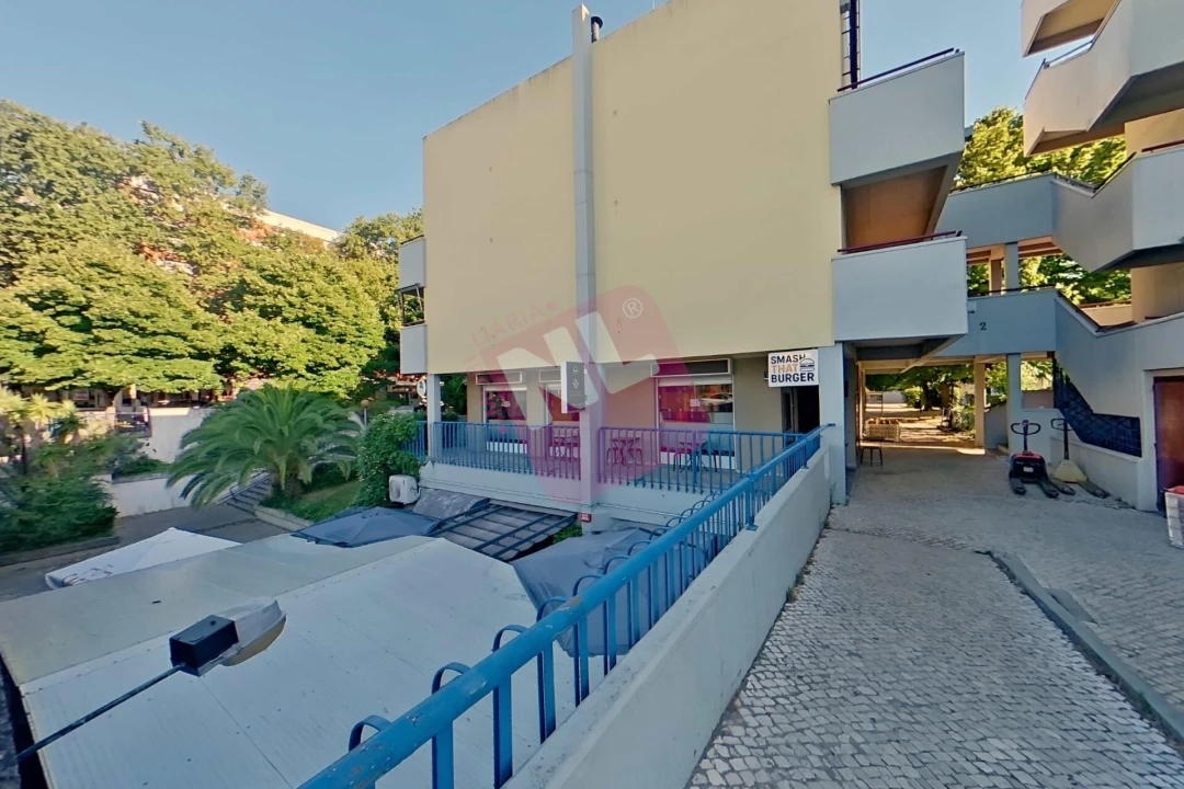 Loja para Trespasse em Lumiar Foto 1