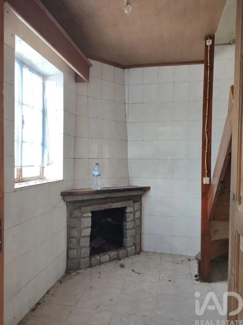 Moradia T3 para Venda em Lagares