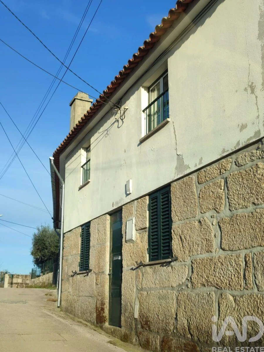 Moradia T3 para Venda em Lagares Foto 12
