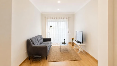 Apartamento T2 para Venda em Santa Maria da Feira, Travanca, Sanfins e Espargo