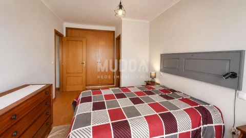 Apartamento T2 para Venda em Santa Maria da Feira, Travanca, Sanfins e Espargo