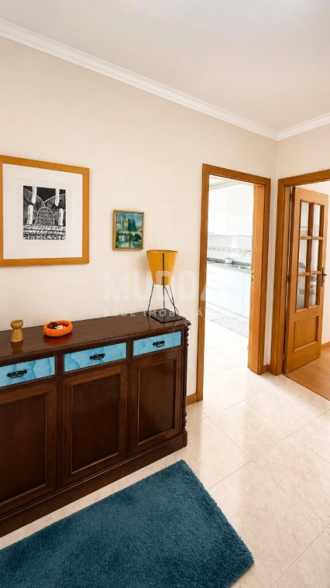 Apartamento T2 para Venda em Santa Maria da Feira, Travanca, Sanfins e Espargo