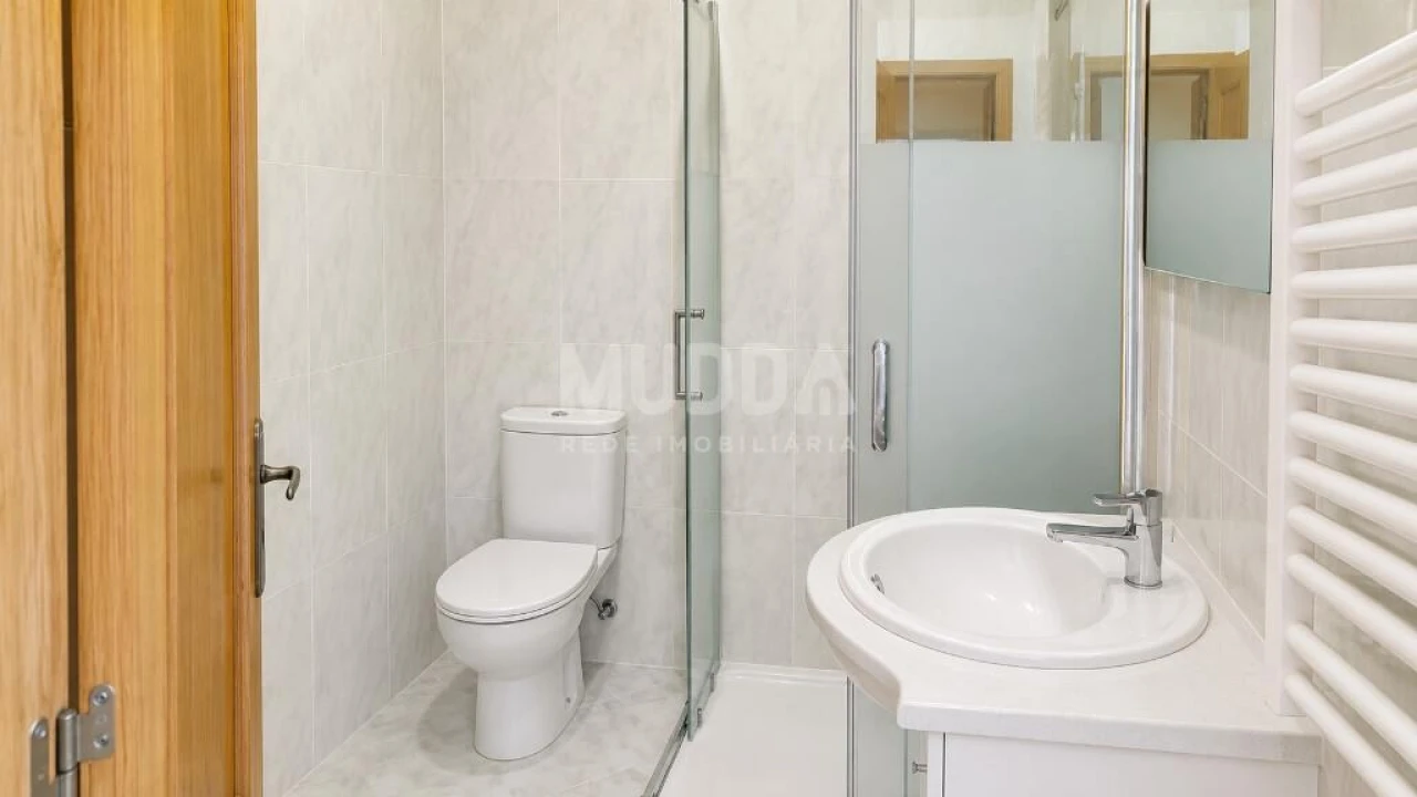 Apartamento T2 para Venda em Santa Maria da Feira, Travanca, Sanfins e Espargo Foto 14