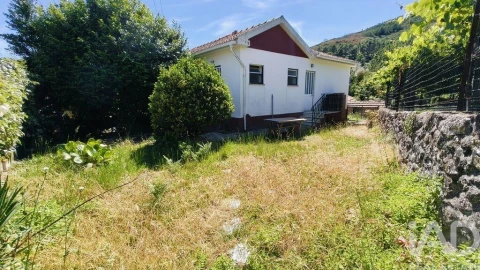 Moradia T2 para Venda em Covas