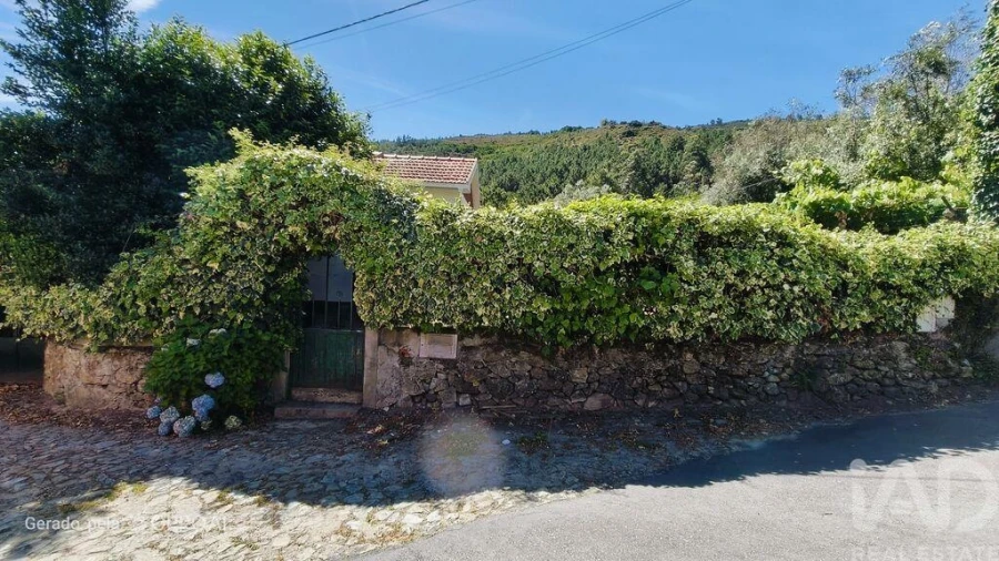 Moradia T2 para Venda em Covas Foto 4