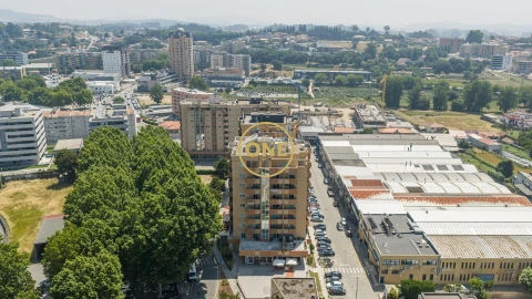 Apartamento T3 para Venda em Vila Nova de Famalicão e Calendário