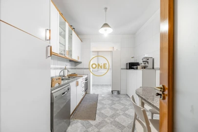 Apartamento T3 para Venda em Vila Nova de Famalicão e Calendário