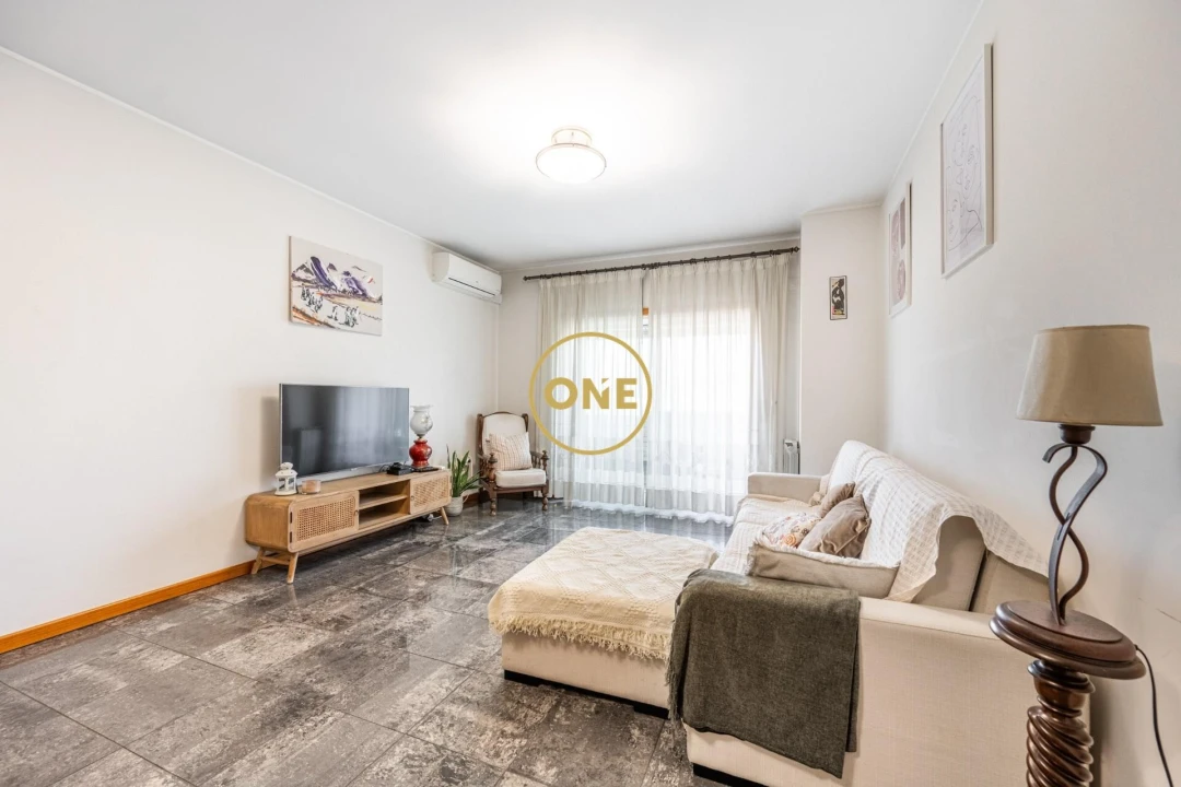 Apartamento T3 para Venda em Vila Nova de Famalicão e Calendário Foto 10