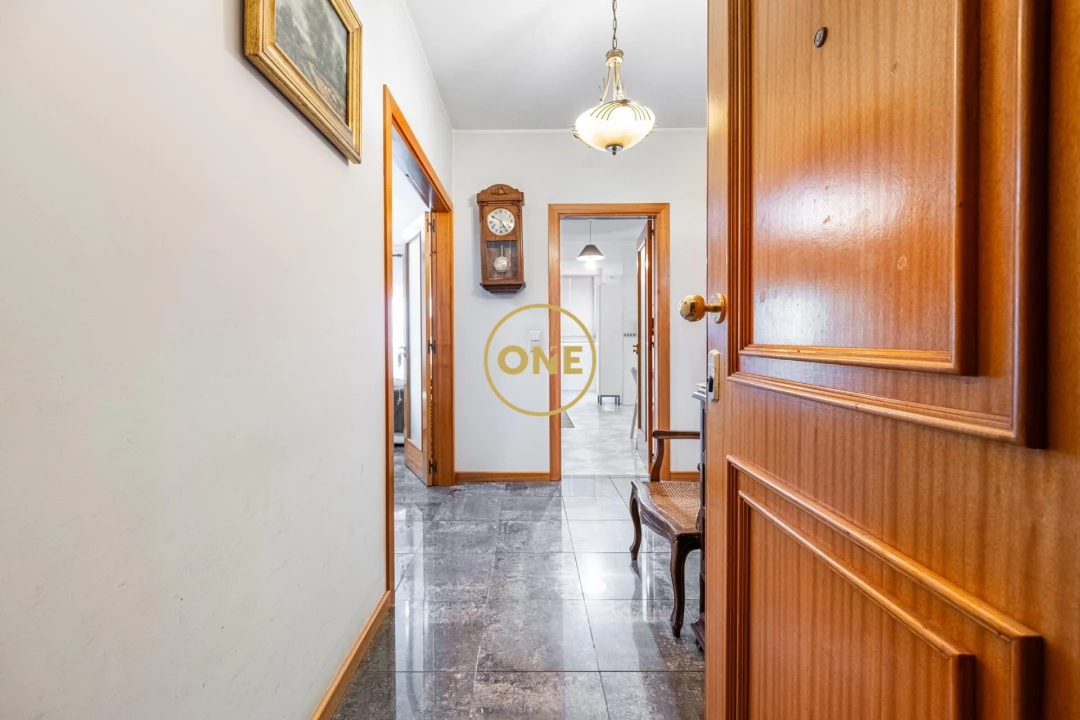 Apartamento T3 para Venda em Vila Nova de Famalicão e Calendário Foto 9