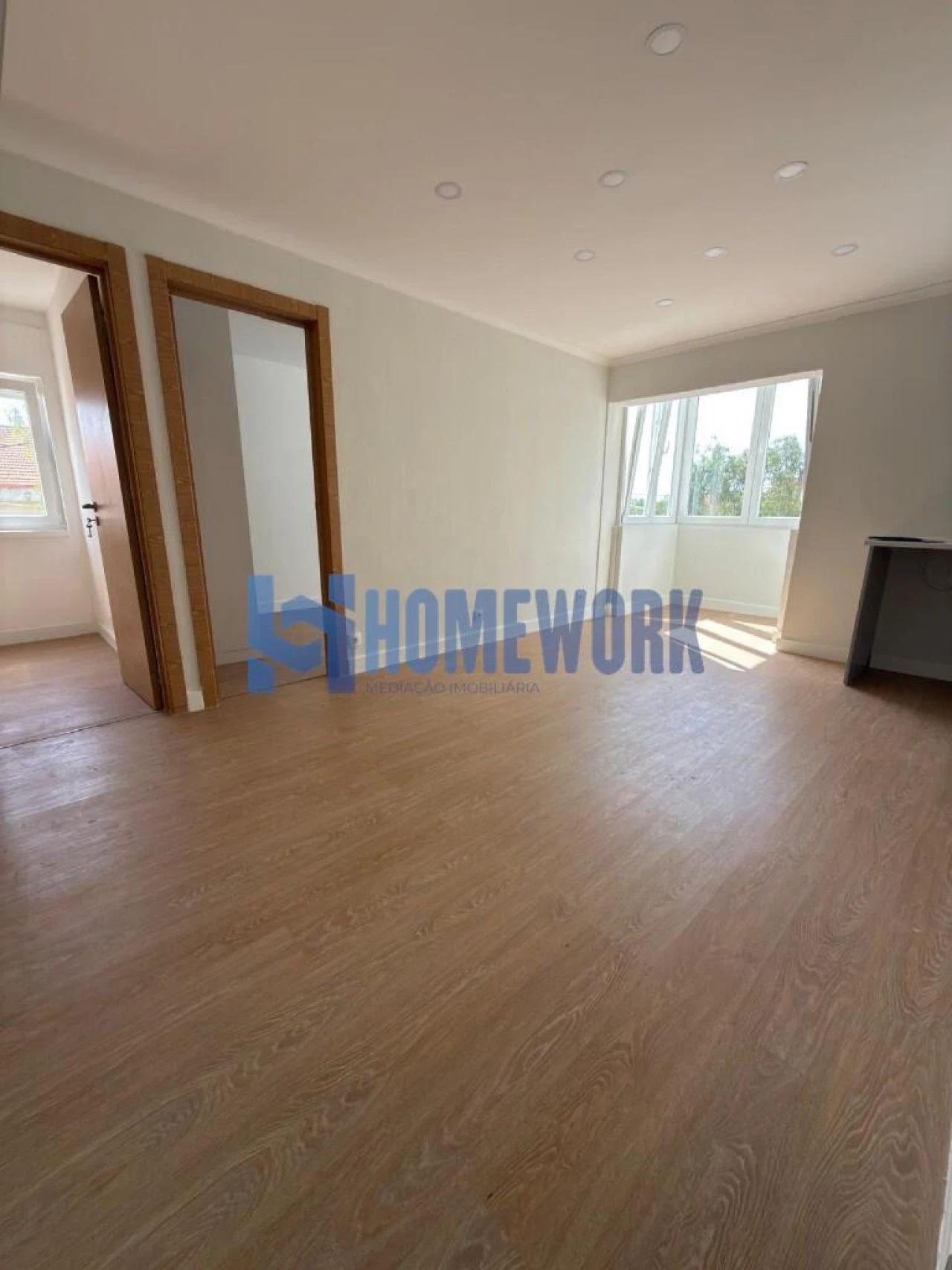 Apartamento T3 para Venda em Amora Foto 3