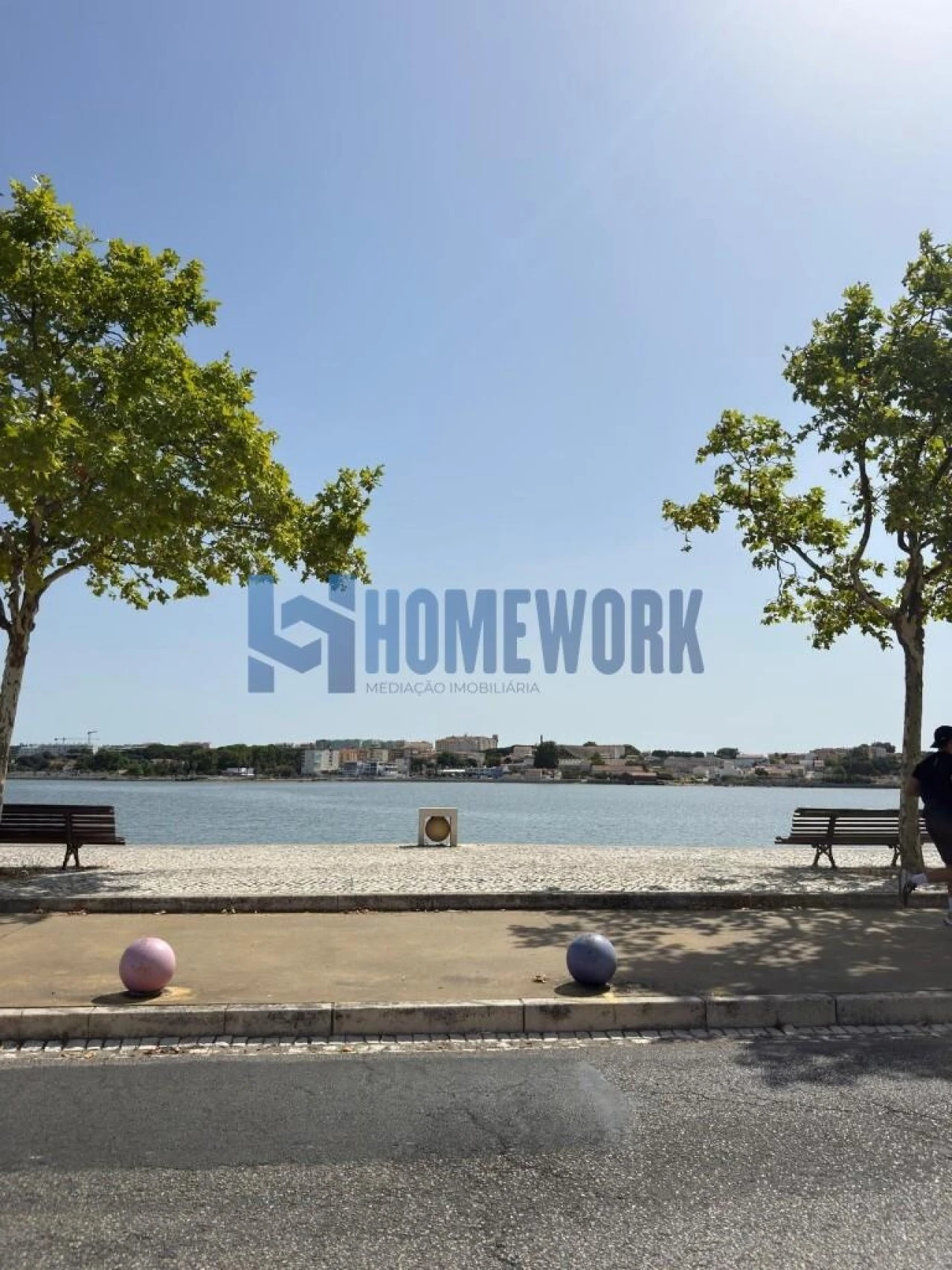 Apartamento T3 para Venda em Amora Foto 1