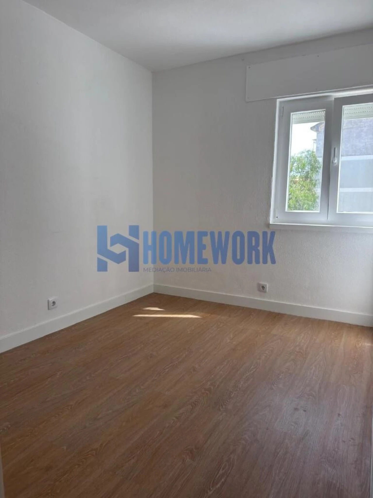 Apartamento T3 para Venda em Amora Foto 12