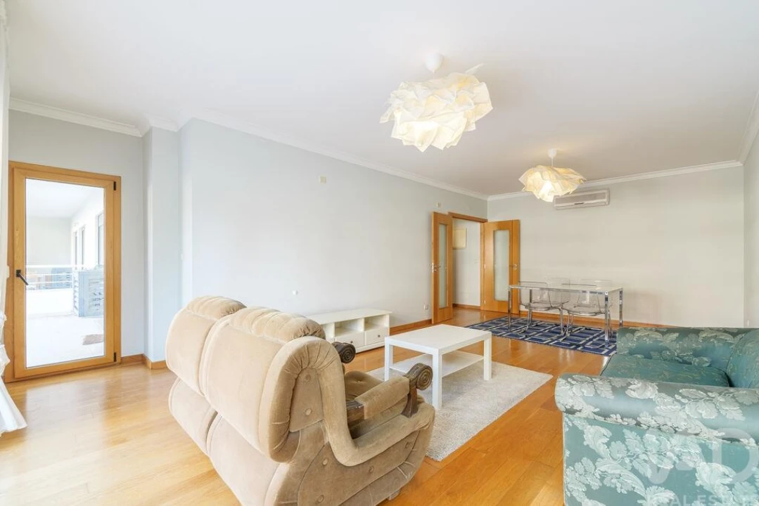 Apartamento T1 para Venda em Odivelas Foto 4