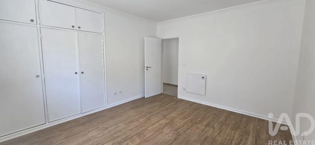Apartamento T2 para Venda em Cadaval e Pêro Moniz Foto 9