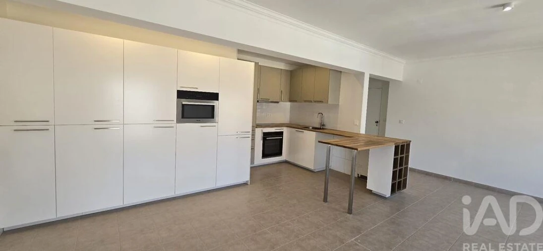 Apartamento T2 para Venda em Cadaval e Pêro Moniz Foto 17