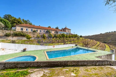 Quinta T9 para Venda em Santa Eugenia