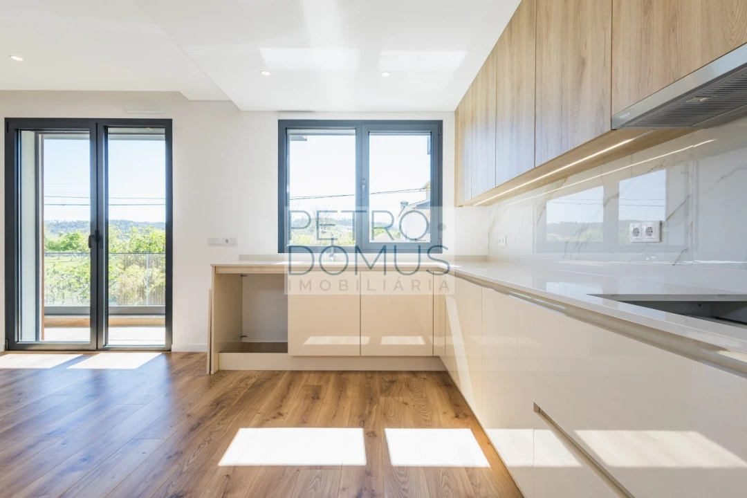 Apartamento T3 para Venda em Leiria, Pousos, Barreira e Cortes Foto 6