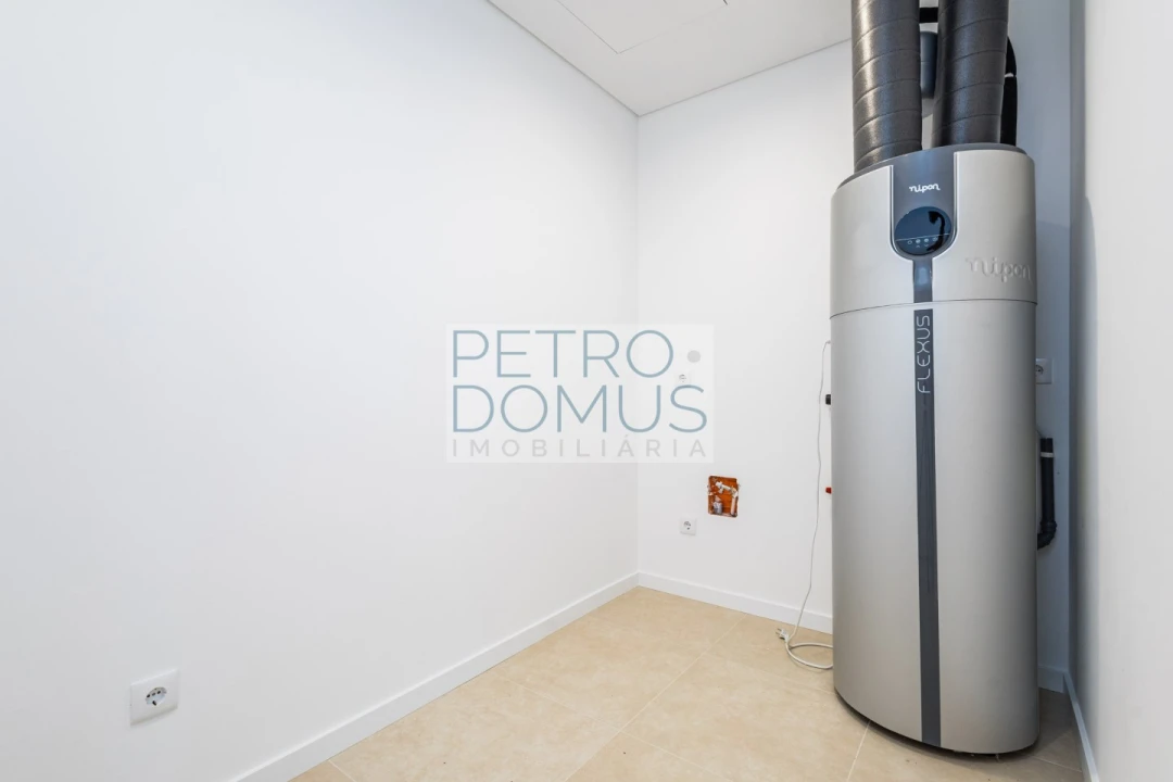 Apartamento T3 para Venda em Leiria, Pousos, Barreira e Cortes Foto 7